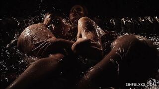 AMAZING threesome close up sex