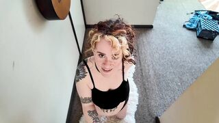 TheEleanorGee – Spying On Your step-Sister