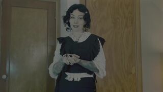 GoAskAlex - Goth step-mommy asks for your help